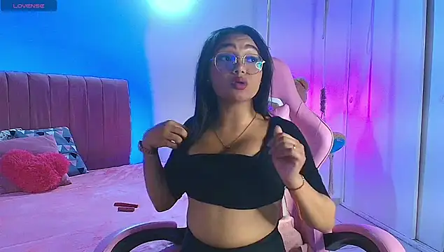 selene luxe online show from May 2026 07:41:02 PM