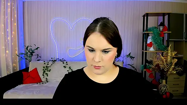 OliviaTwens online show from June 2026 09:32:02 AM