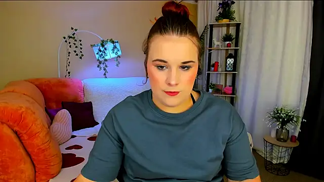 OliviaTwens online show from June 2026 03:11:01 AM
