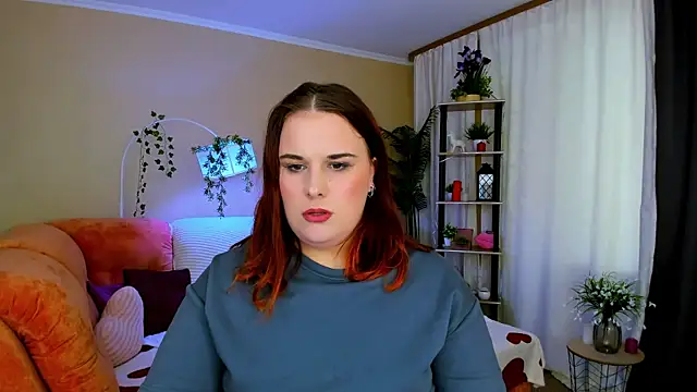 OliviaTwens online show from June 2026 07:03:01 AM