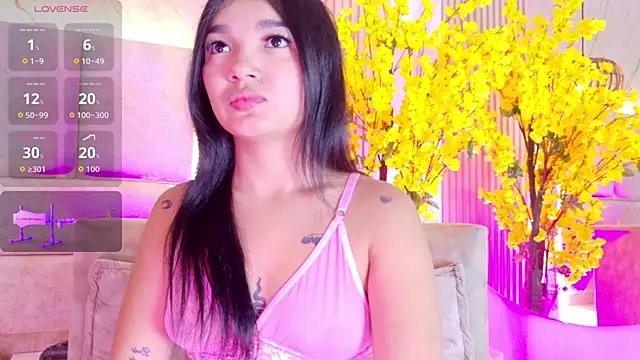 JuliiaSantos online show from May 2026 02:28:02 AM