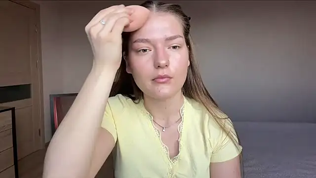 lizzzanatooo online show from July 2026 10:38:01 AM