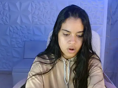 ashley thonsom18 online show from May 2026 03:12:01 AM