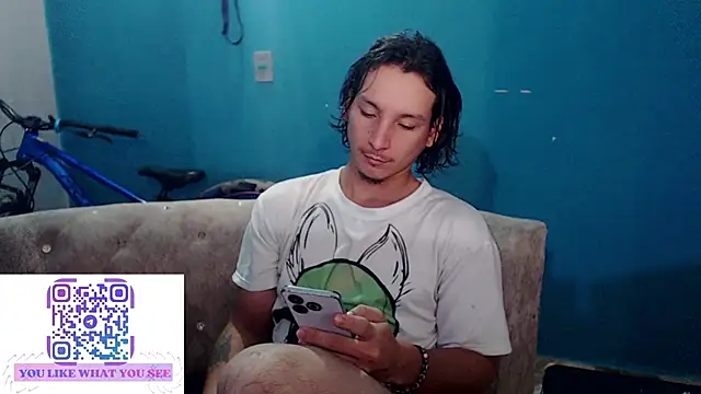 Snapshot of MrKingsaintx chatting on June 2026 11:05:02 AM MrKingsaintx online show from June 2026 11:05:02 AM