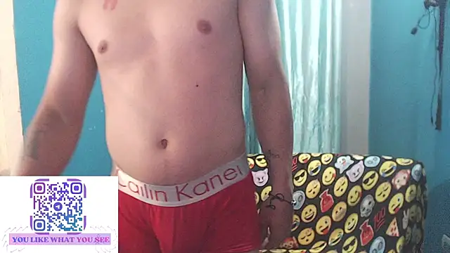 Snapshot of MrKingsaintx chatting on July 2026 12:39:02 AM MrKingsaintx online show from July 2026 12:39:02 AM