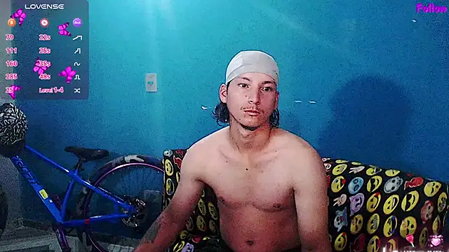 Snapshot of MrKingsaintx chatting on June 2026 09:09:02 AM MrKingsaintx online show from June 2026 09:09:02 AM