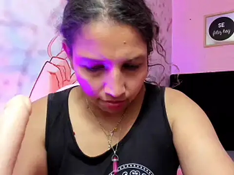 Snapshot of Danna_Sg chatting on July 2026 01:17:01 AM Danna Sg online show from July 2026 01:17:01 AM