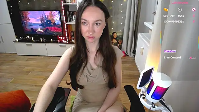 Snapshot of Maryana_Ro chatting on June 2026 09:20:01 PM Maryana Ro online show from June 2026 09:20:01 PM