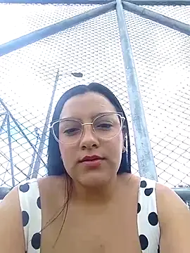 Sexy nayra outdoors  online show from June 2026 07:24:01 PM