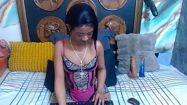 GoldenBigAssCurvy1 online show from June 2026 03:50:01 PM