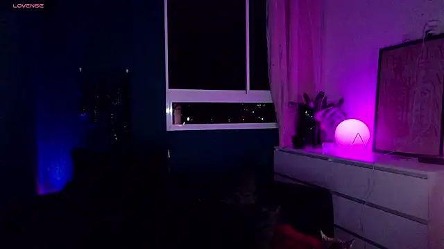 Skadii  online show from June 2026 03:56:01 AM