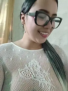 shantall cute online show from July 2026 04:46:02 AM
