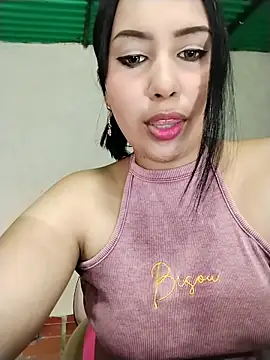 shantall cute online show from June 2026 06:31:02 PM