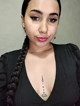 shantall cute online show from June 2026 03:12:02 AM