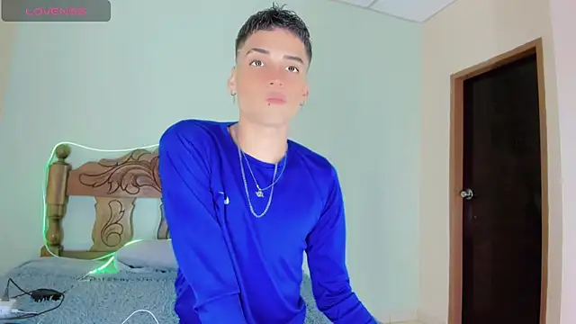 latino boyy  online show from July 2026 04:19:02 AM