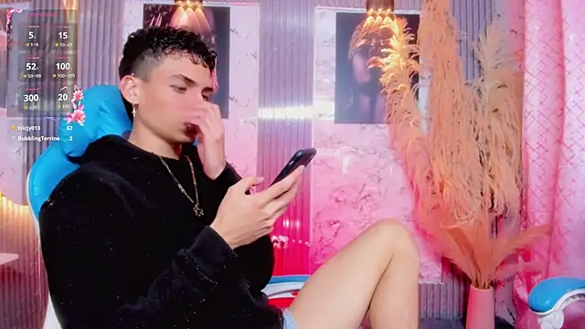 latino boyy  online show from June 2026 02:00:01 PM