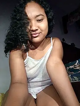 CarameloSweet online show from May 2026 03:14:01 AM