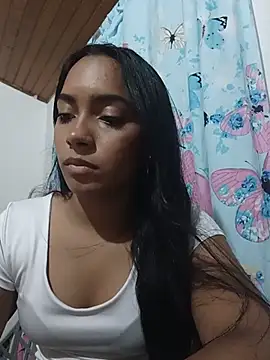 xcleila online show from July 2026 04:46:02 AM