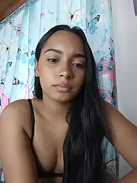 xcleila online show from July 2026 05:02:02 PM