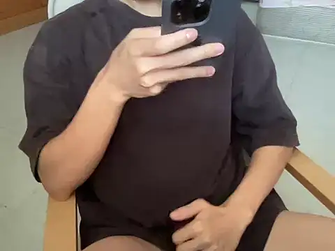 Asianbigfun online show from June 2026 03:44:02 AM