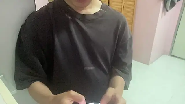 Asianbigfun online show from June 2026 02:33:01 PM