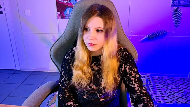 Snapshot of LilitEverly chatting on July 2026 08:16:02 PM LilitEverly online show from July 2026 08:16:02 PM