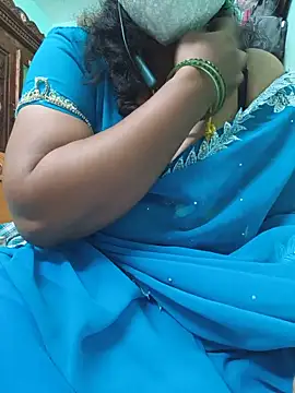 Snapshot of Tamil-kaviya98 chatting on June 2026 09:42:02 PM Tamil-kaviya98 online show from June 2026 09:42:02 PM
