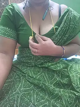 Snapshot of Tamil-kaviya98 chatting on July 2026 09:53:01 AM Tamil-kaviya98 online show from July 2026 09:53:01 AM