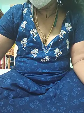 Snapshot of Tamil-kaviya98 chatting on June 2026 08:57:01 AM Tamil-kaviya98 online show from June 2026 08:57:01 AM