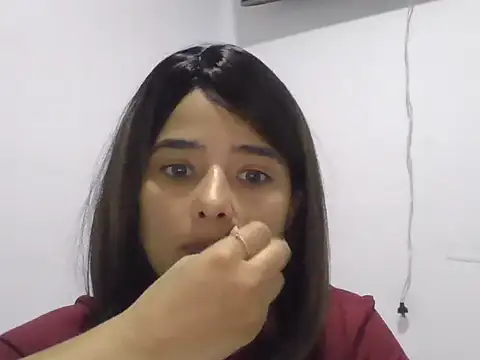 Snapshot of micaelamoreno18 chatting on July 2026 06:05:01 PM micaelamoreno18 online show from July 2026 06:05:01 PM