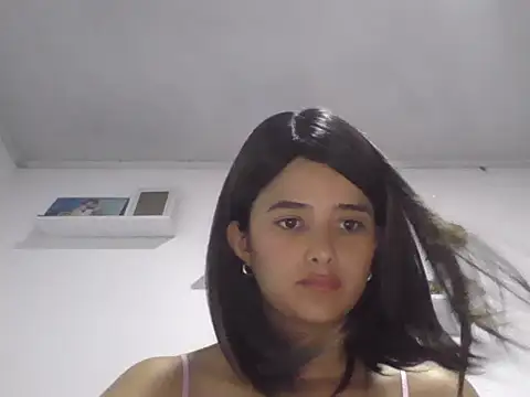 Snapshot of micaelamoreno18 chatting on July 2026 07:53:01 PM micaelamoreno18 online show from July 2026 07:53:01 PM