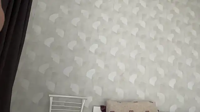Snapshot of LisetteParajon chatting on July 2026 05:07:02 AM LisetteParajon online show from July 2026 05:07:02 AM
