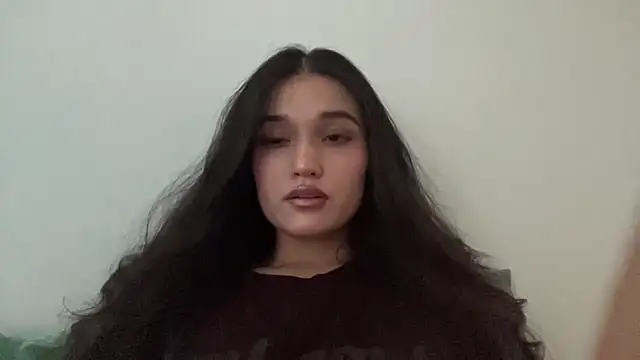 Snapshot of LisetteParajon chatting on June 2026 06:52:02 AM LisetteParajon online show from June 2026 06:52:02 AM