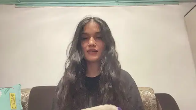Snapshot of LisetteParajon chatting on June 2026 04:06:01 PM LisetteParajon online show from June 2026 04:06:01 PM