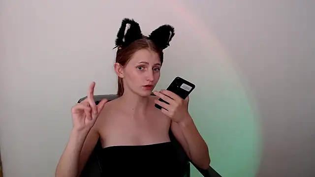 ViolaHot  online show from June 2026 10:10:02 PM