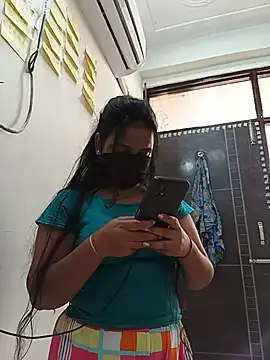 Snapshot of Riya_hot8 chatting on July 2026 07:48:02 AM Riya hot8 online show from July 2026 07:48:02 AM