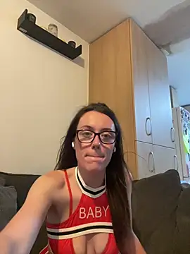 Laurenwexx online show from May 2026 07:32:02 PM