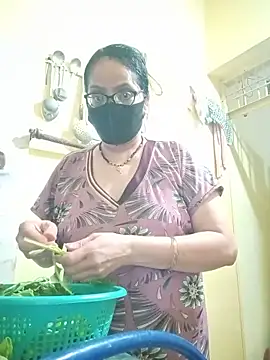 Snapshot of hi-bhabhi chatting on June 2026 05:34:01 PM hi-bhabhi online show from June 2026 05:34:01 PM