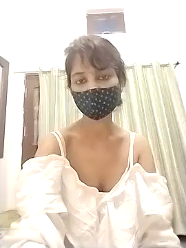 cutieNancy89 online show from July 2026 01:37:01 PM