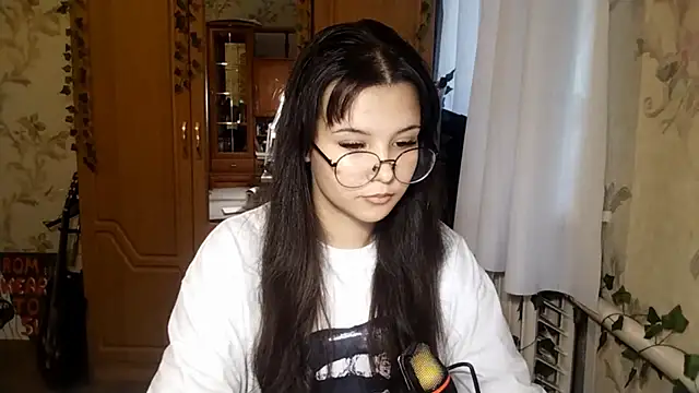 Adilily online show from May 2026 03:18:01 PM