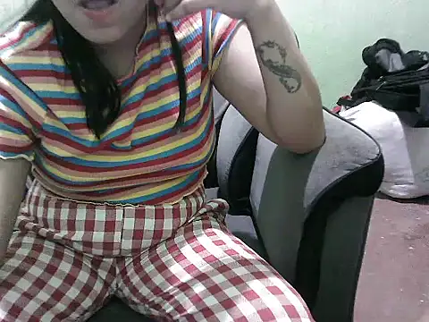 MommyRose28 online show from May 2026 02:18:01 AM