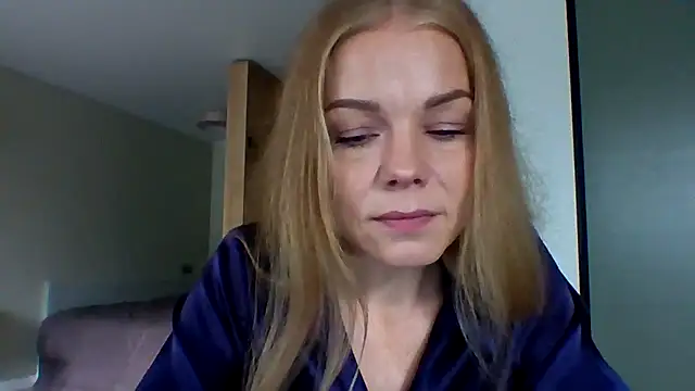 Snapshot of Tina5394 chatting on July 2026 04:35:01 AM Tina5394 online show from July 2026 04:35:01 AM