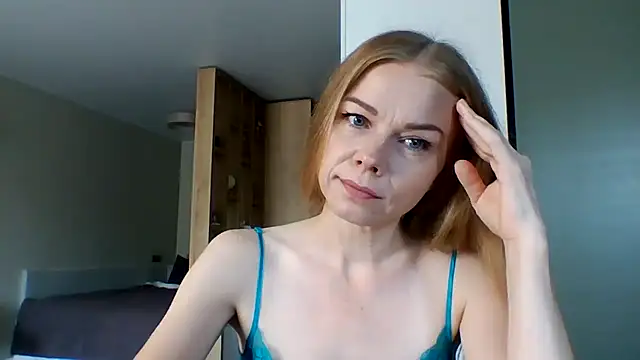 Snapshot of Tina5394 chatting on July 2026 05:04:02 AM Tina5394 online show from July 2026 05:04:02 AM