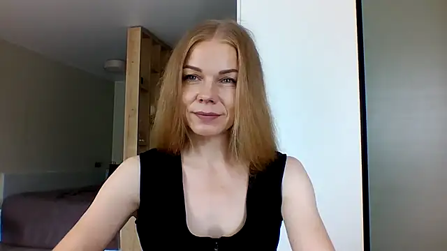 Snapshot of Tina5394 chatting on July 2026 06:03:01 AM Tina5394 online show from July 2026 06:03:01 AM