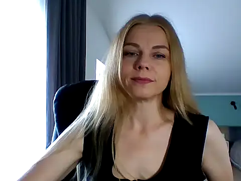 Snapshot of Tina5394 chatting on June 2026 09:03:02 AM Tina5394 online show from June 2026 09:03:02 AM