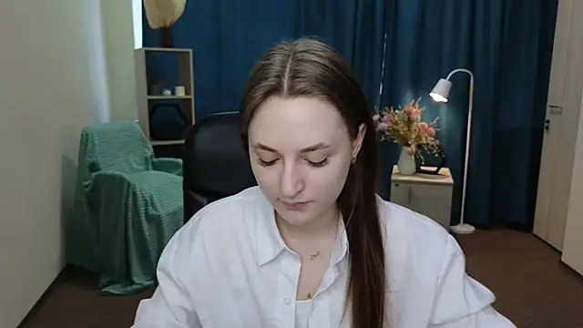LeishaChamblee online show from May 2026 06:30:02 AM