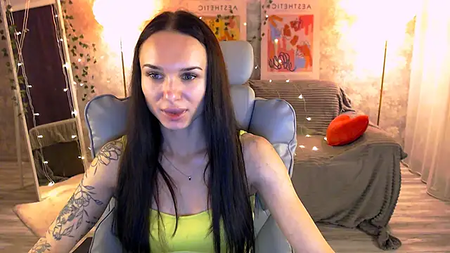Snapshot of NicoleMerz chatting on July 2026 05:26:02 PM NicoleMerz online show from July 2026 05:26:02 PM