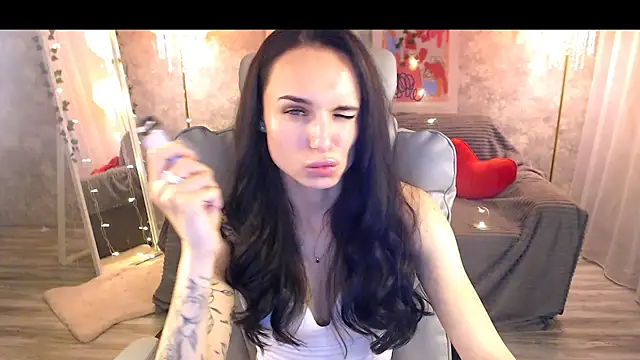 Snapshot of NicoleMerz chatting on June 2026 04:12:01 PM NicoleMerz online show from June 2026 04:12:01 PM