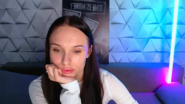 NicoleMerz online show from May 2026 07:42:02 PM