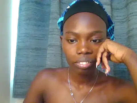 Snapshot of Sweet_quincy chatting on July 2026 09:43:01 AM Sweet quincy online show from July 2026 09:43:01 AM